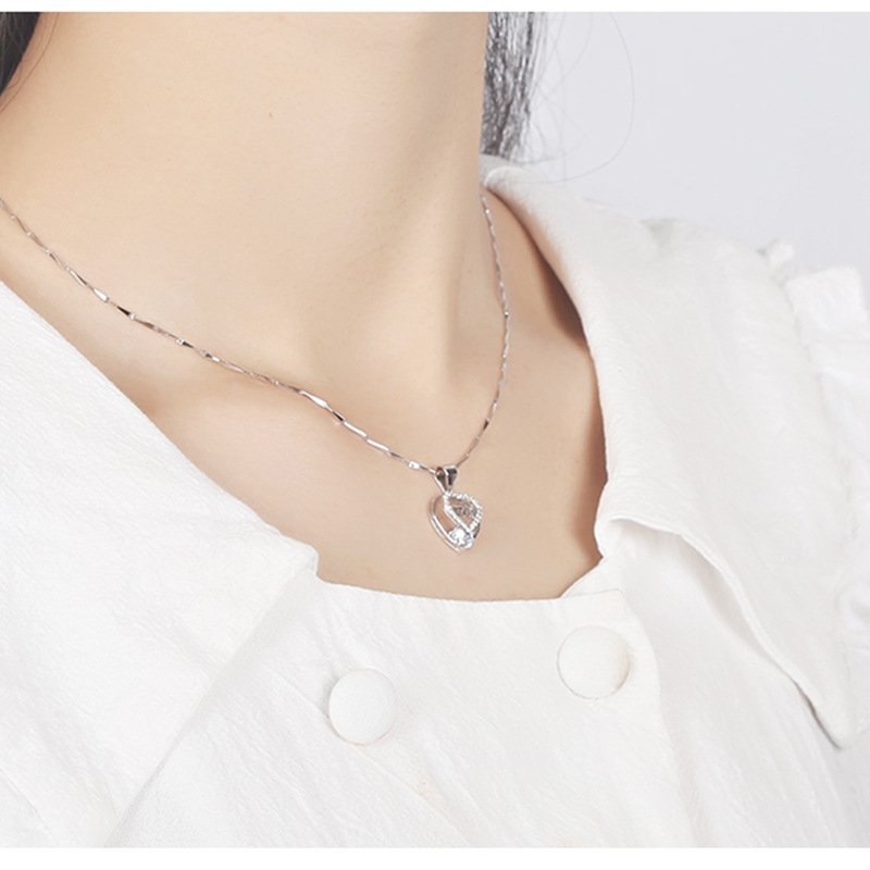 Love love heart pendant girl student simple heart-shaped clavicle necklace creative jewelry