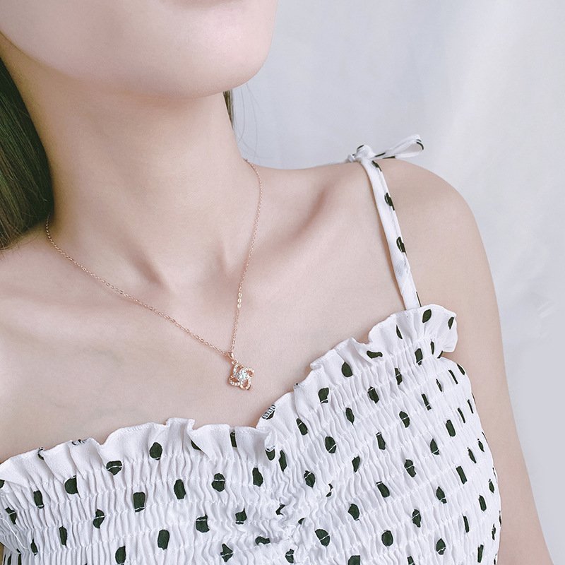 s999 sterling silver simple four-leaf clover necklace female exquisite fashion clavicle chain rotating flower pendant jewelry