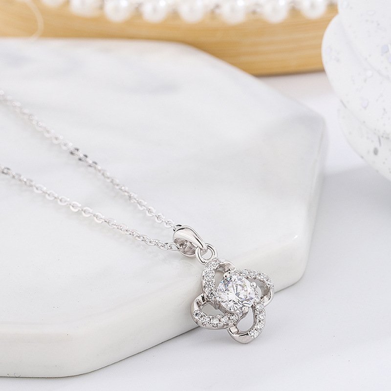s999 sterling silver simple four-leaf clover necklace female exquisite fashion clavicle chain rotating flower pendant jewelry