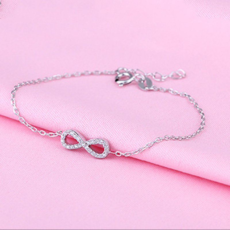 Simple and fashionable student crystal jewelry micro-encrusted with diamonds and lucky number 8-character jewelry Simple and fashionable student crystal jewelry micro-encrusted with diamonds and lucky number 8-character jewelry