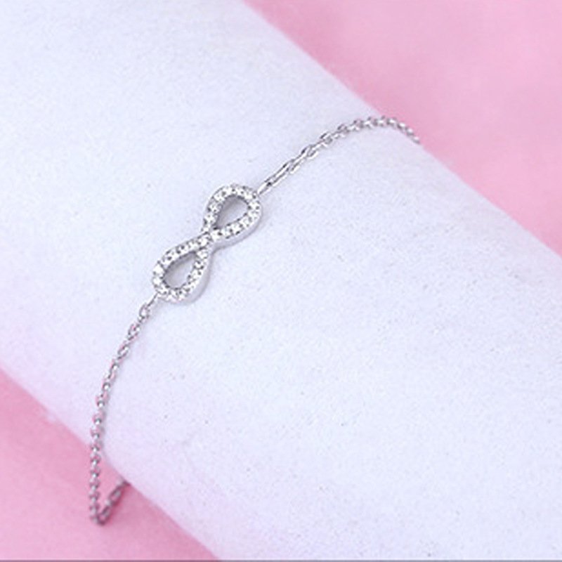 Simple and fashionable student crystal jewelry micro-encrusted with diamonds and lucky number 8-character jewelry