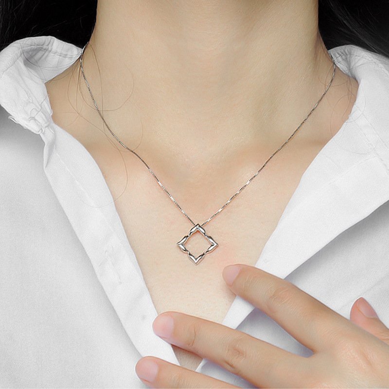 The new diamond irregular pendant fashion personality necklace simple item direct sales
