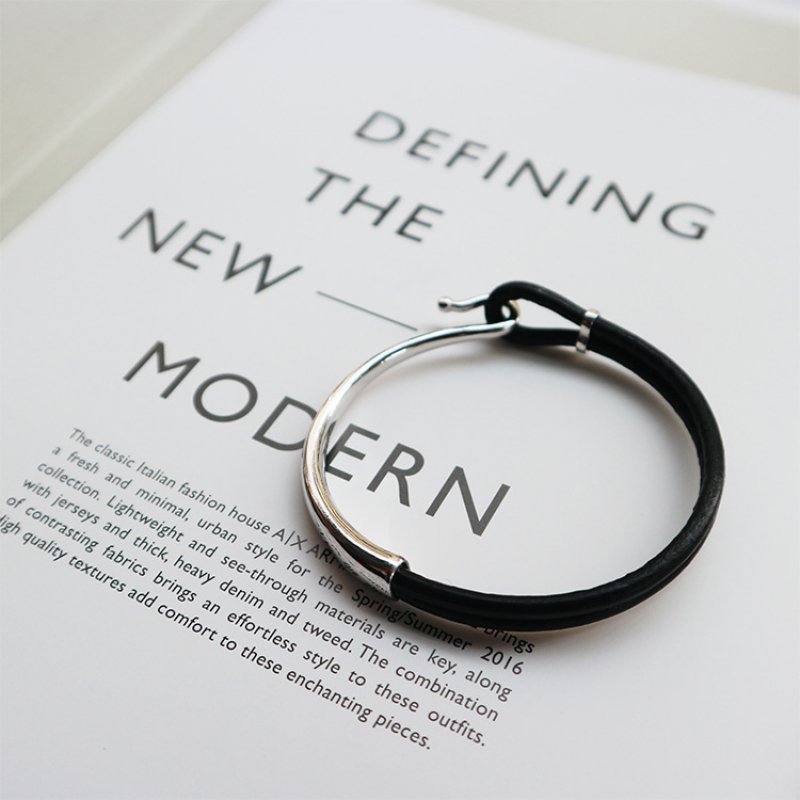 Source manufacturer silver jewelry 925 sterling silver cowhide fashion bracelet bracelet