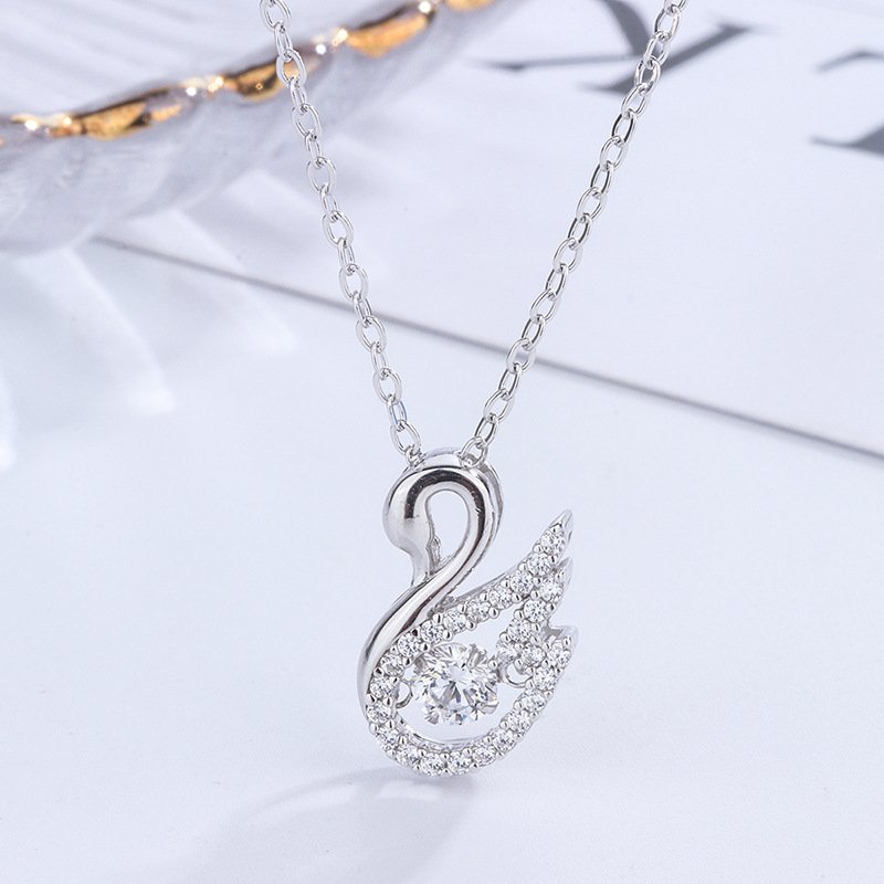 999 sterling silver Shijia Swan smart necklace female beating heart pendant short sweater chain