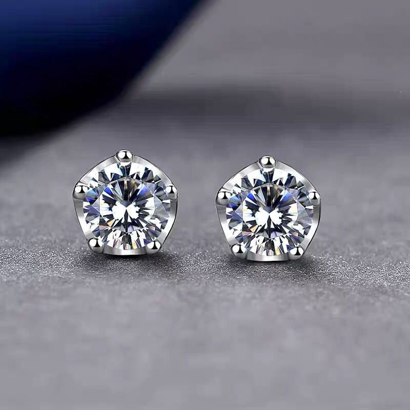 Simple Crown Silver Needle Stud Earrings Trend New Women's Diamond Earrings Earrings Simple Crown Silver Needle Stud Earrings Trend New Women's Diamond Earrings Earrings